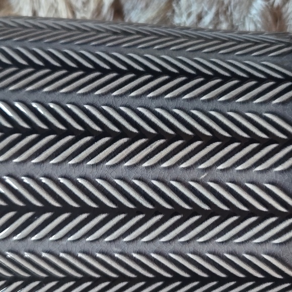 Chevron Patterned Gray Planter - Picture 8 of 8